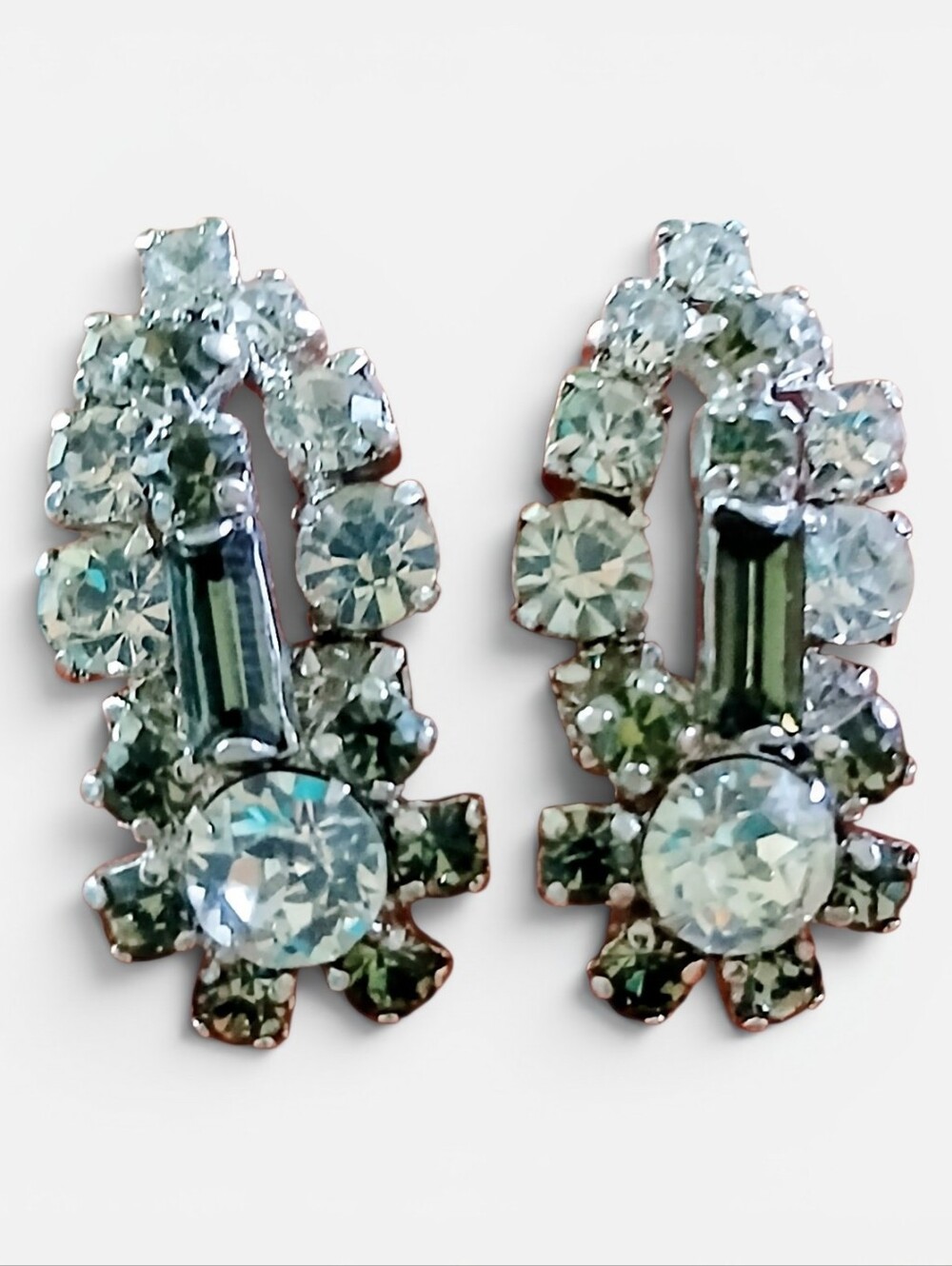SHERMAN Vintage Swarovski Crystal Clip-On Earrings Clear And Gray